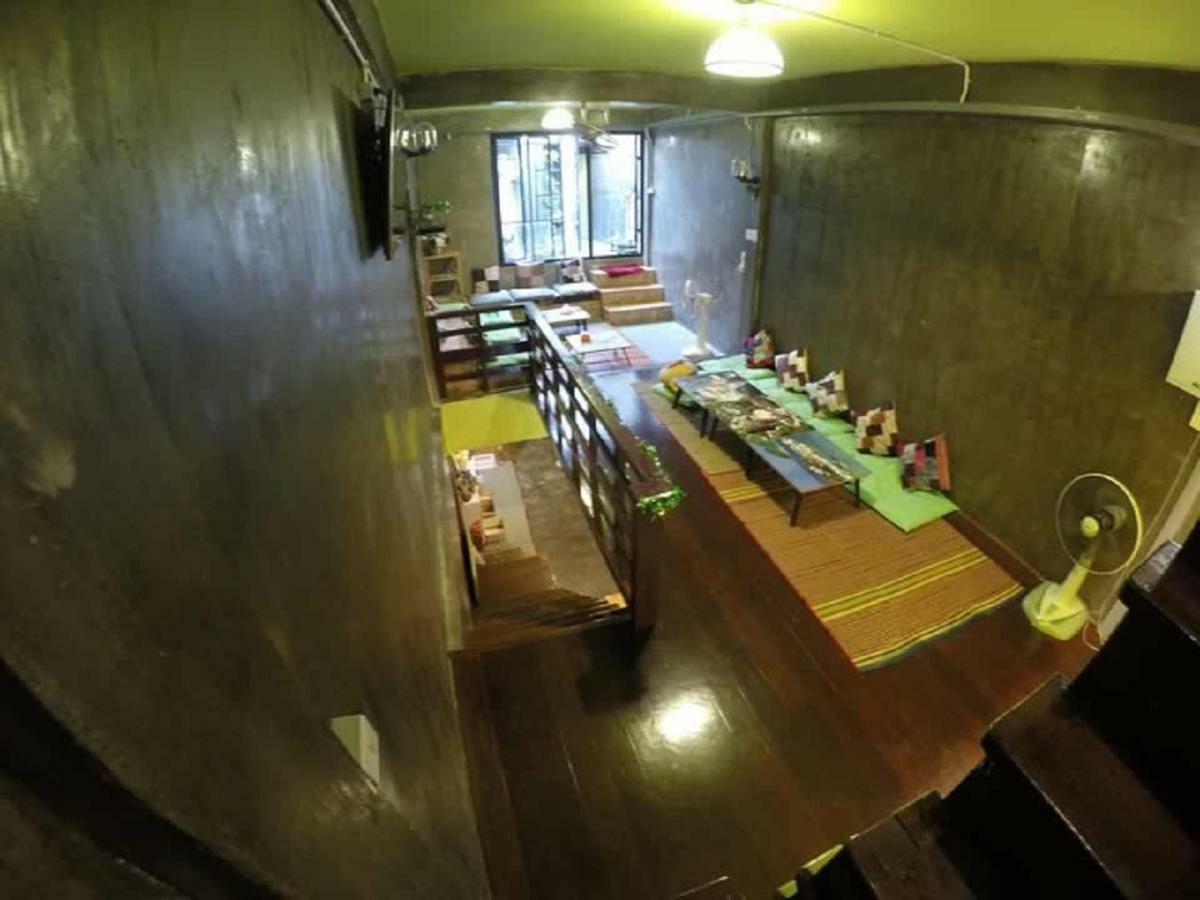 Hometown Hostel Samut Songkhram Exterior foto